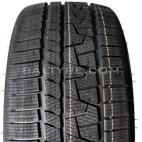 APLUS AP 205/50R17XL A702 93V